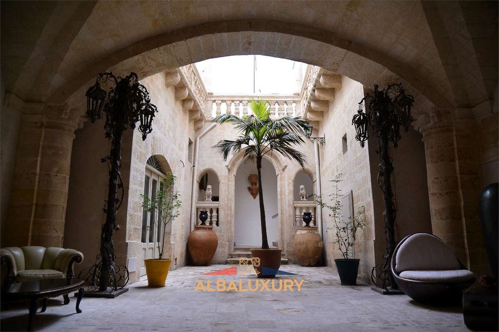 Property photo 1 of 47