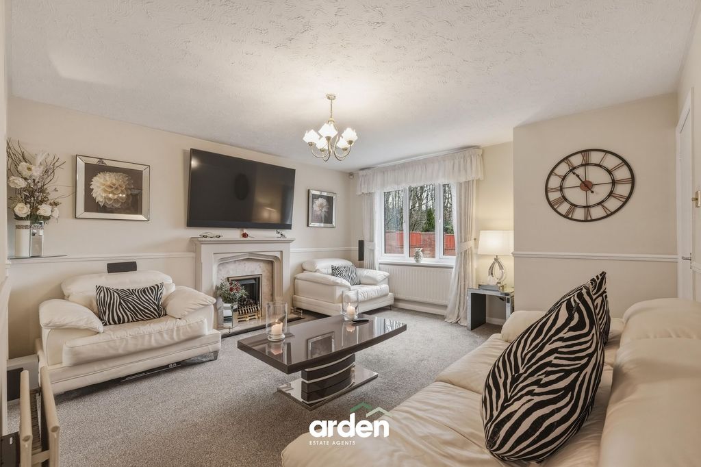 Property photo 2 of 13