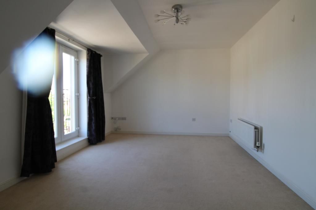 Property photo 3 of 8 Photo 3