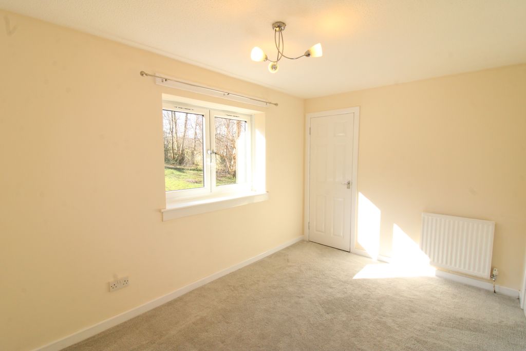 Additional image 10 of 2 bed flat to rentMoorfoot Avenue, Paisley PA2