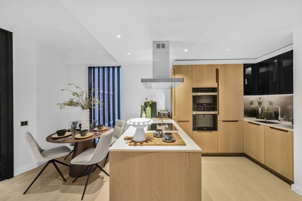 Property photo 3 of 14 Dsc_5733_High