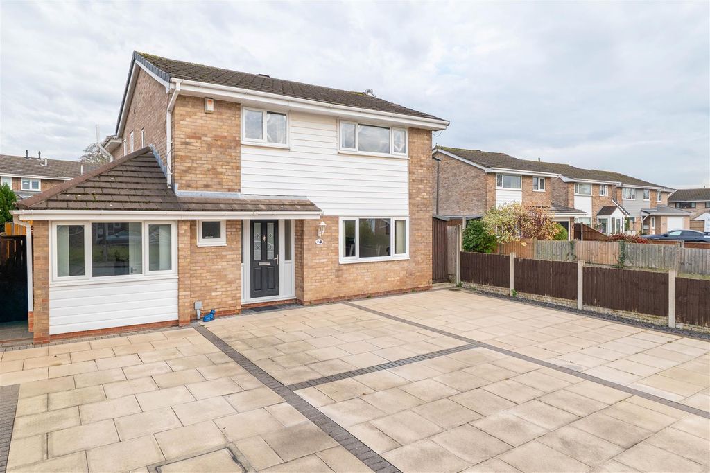 Property photo 1 of 34 Front External