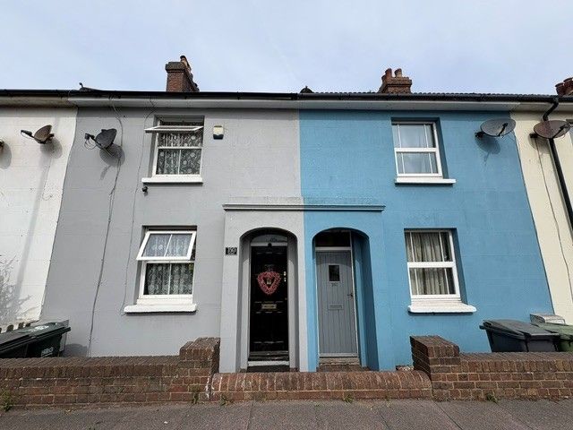 Property photo 1 of 7