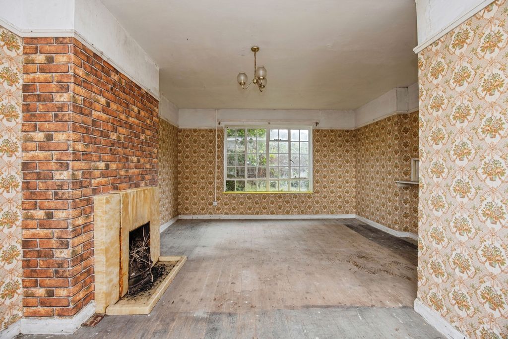 Property photo 3 of 13 Pbox-Img.Jpg