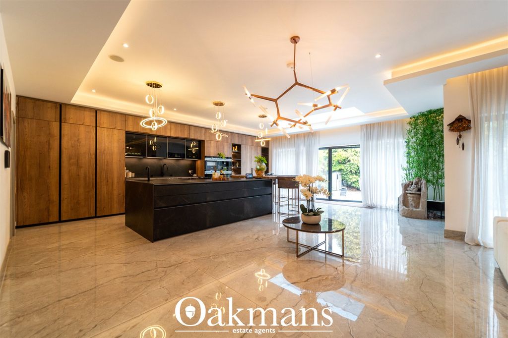 Property photo 3 of 65 Picture No. 86