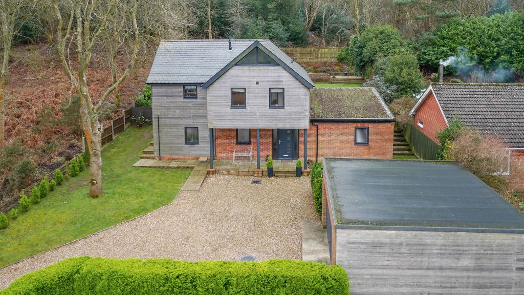 Property photo 2 of 19