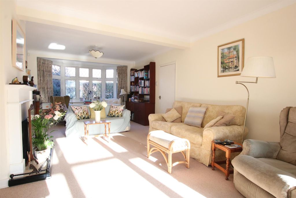 Property photo 3 of 12 Img_0502.Jpg