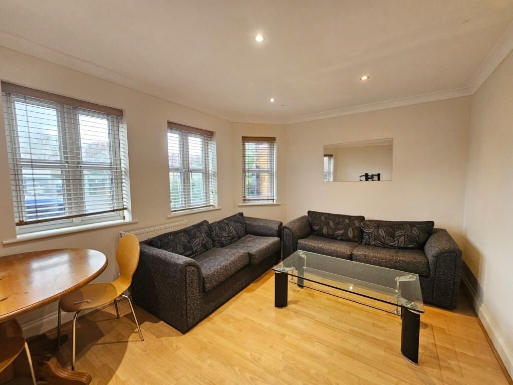 Property photo 1 of 6