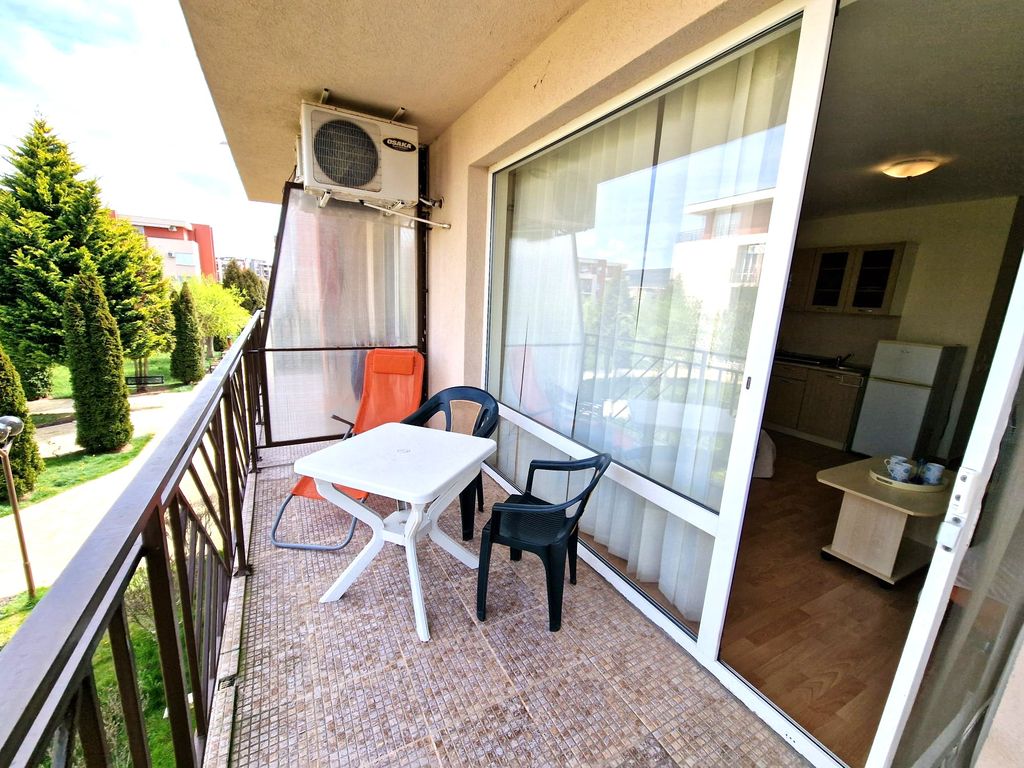 Property photo 2 of 10
