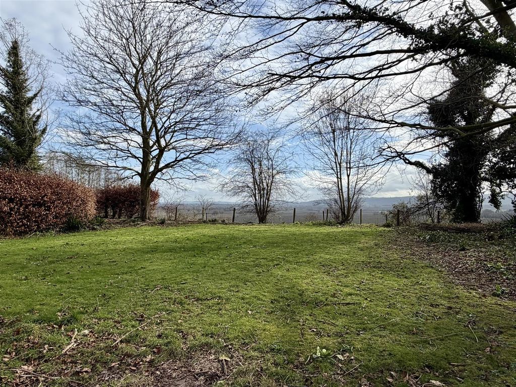 Property photo 2 of 15 Img_0371.Jpeg