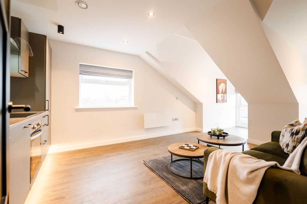 Property photo 3 of 50