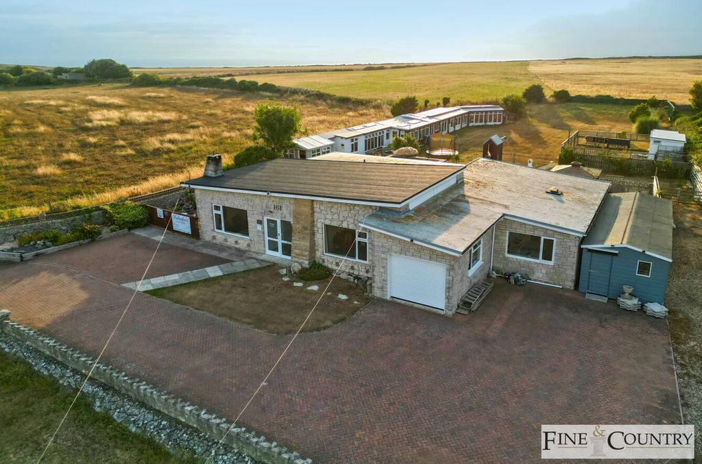 Property photo 1 of 59 489Eeaa1-Dffa-4E18-B9E8-B6Bc151Def1d.Jpg