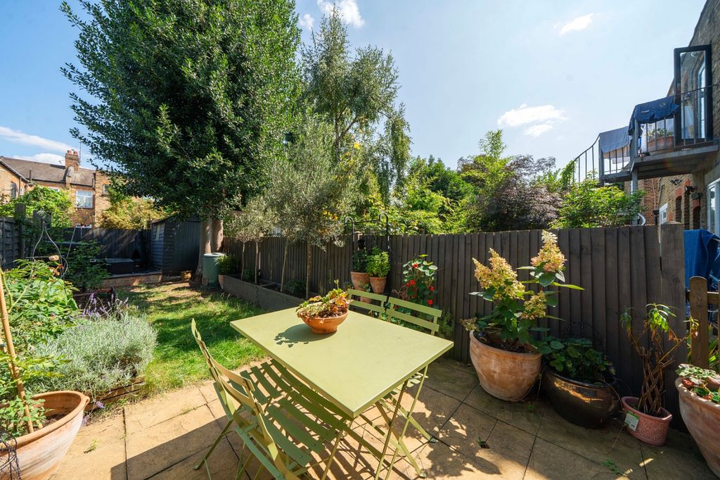Property photo 2 of 12 Picture No. 07