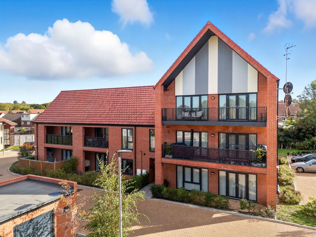 Property photo 1 of 15