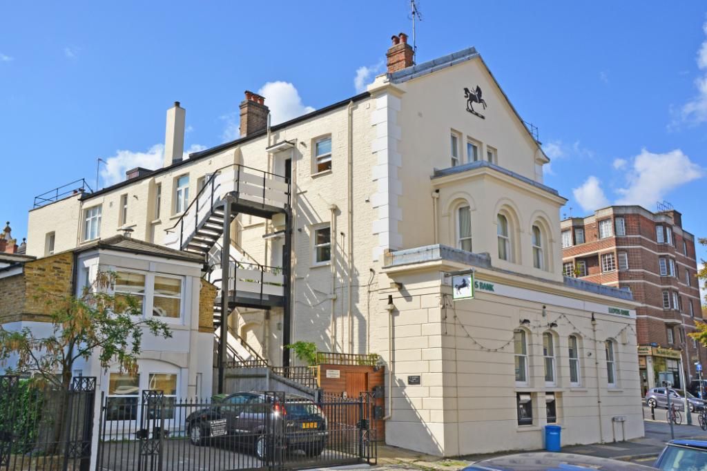 Property photo 2 of 12 Front