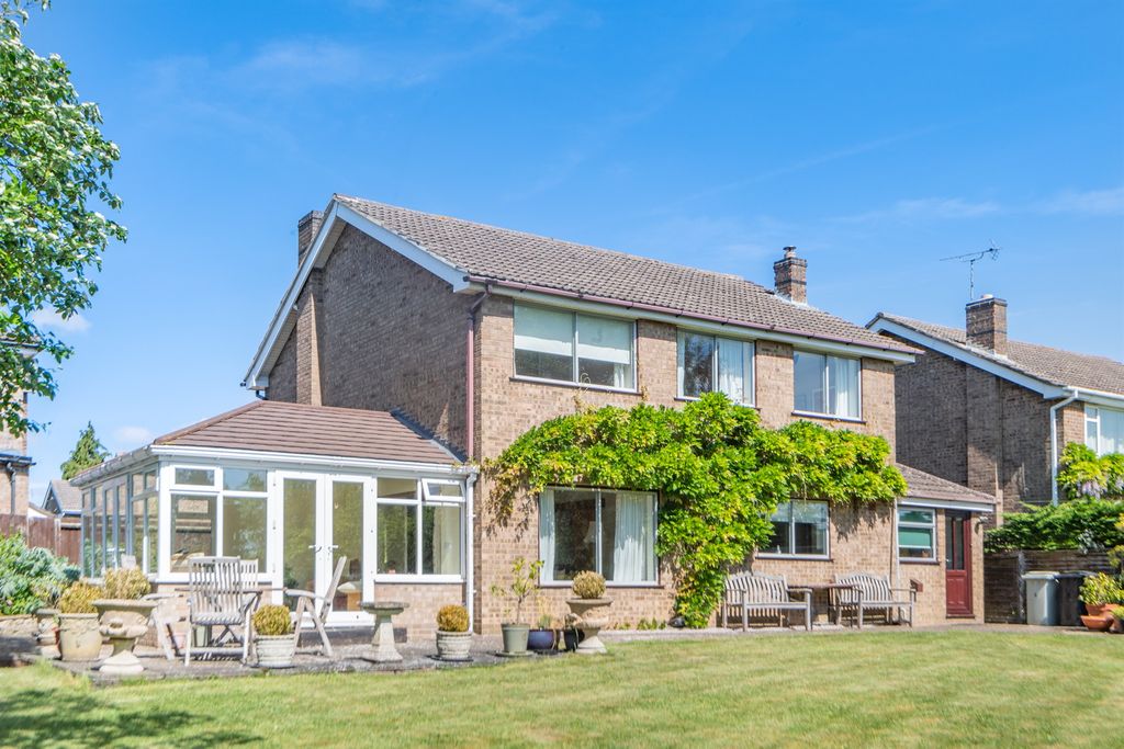 Property photo 1 of 19