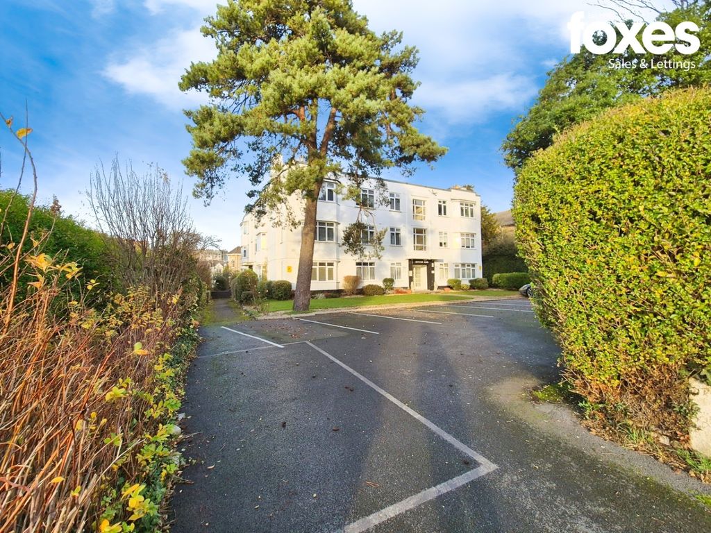 Property photo 3 of 20 4744553