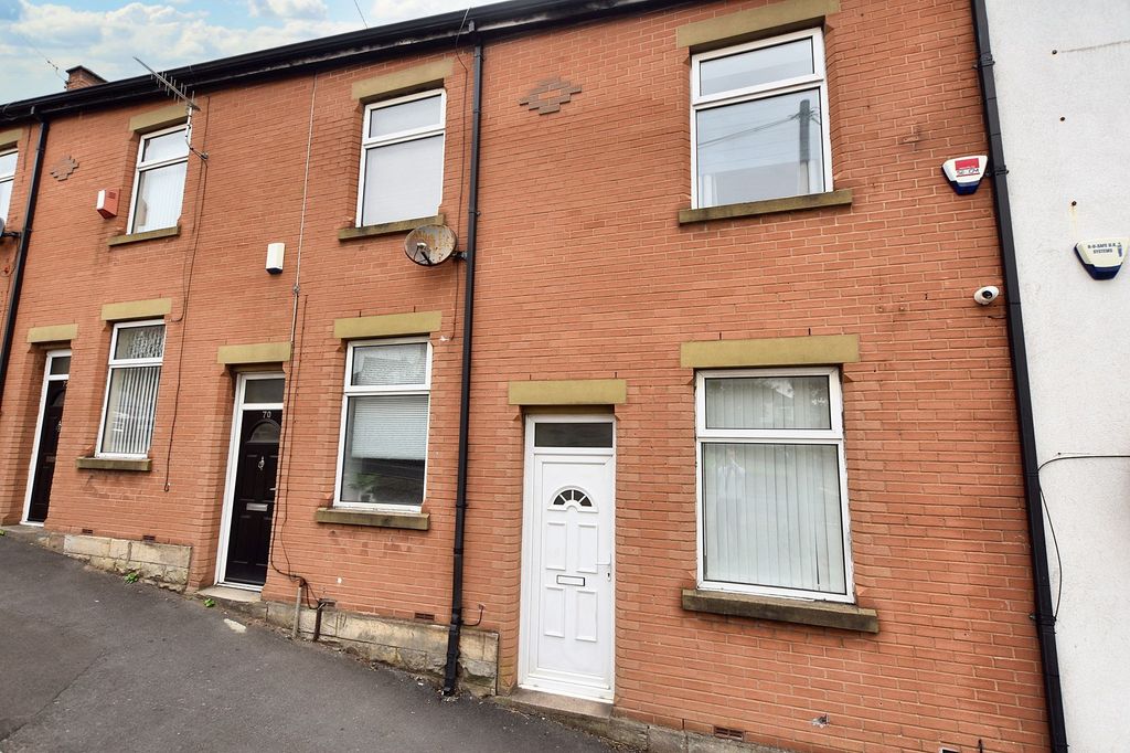 Property photo 1 of 6