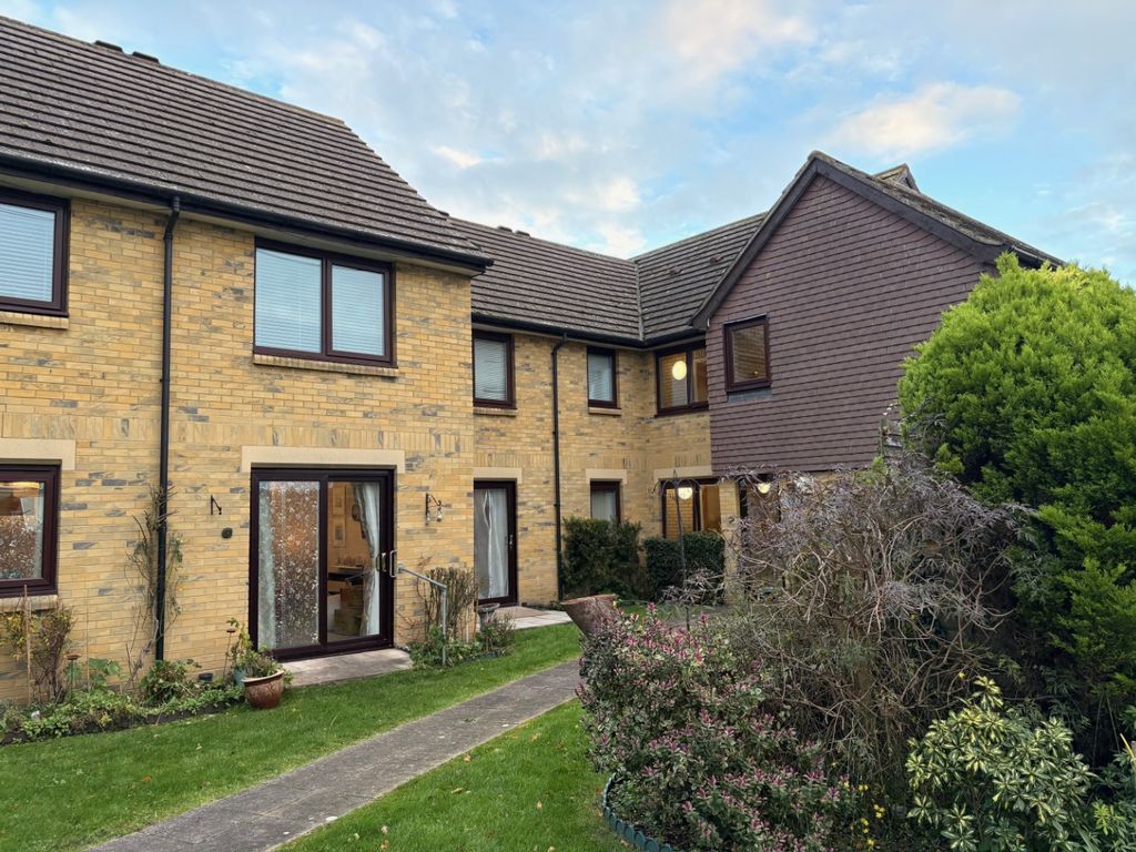 Property photo 1 of 11 4743340