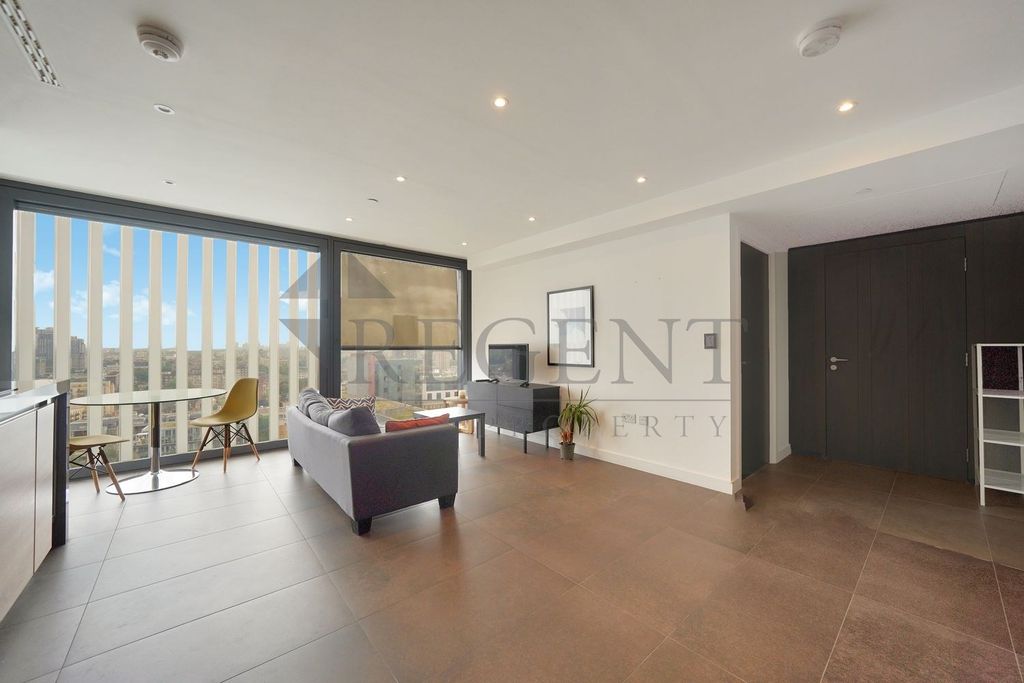 Property photo 1 of 20 (Main)