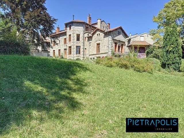 Property photo 2 of 30
