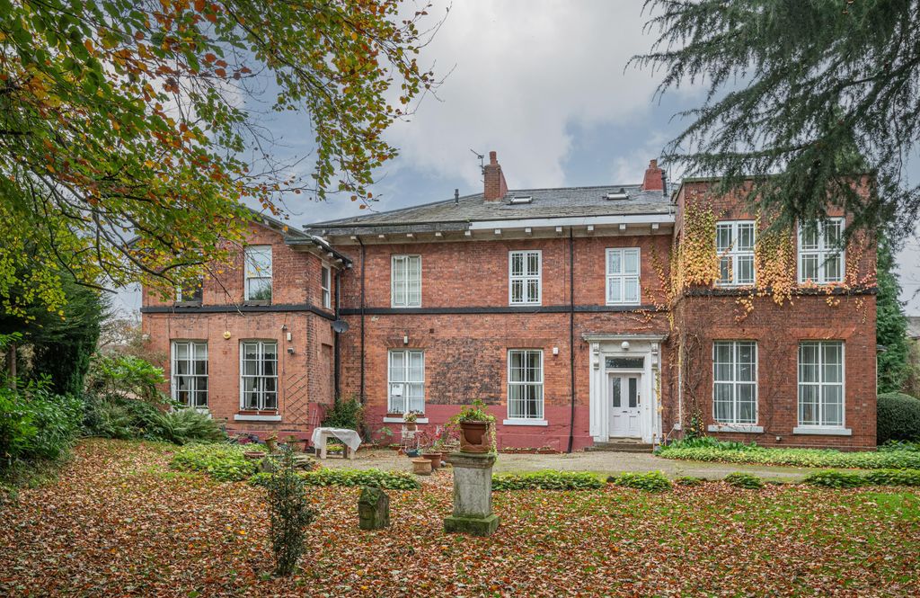 Property photo 1 of 14