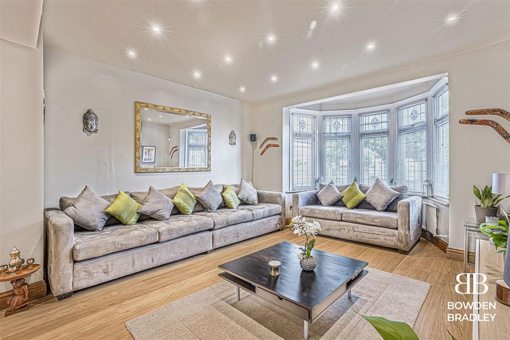 Property photo 2 of 29 Living Room