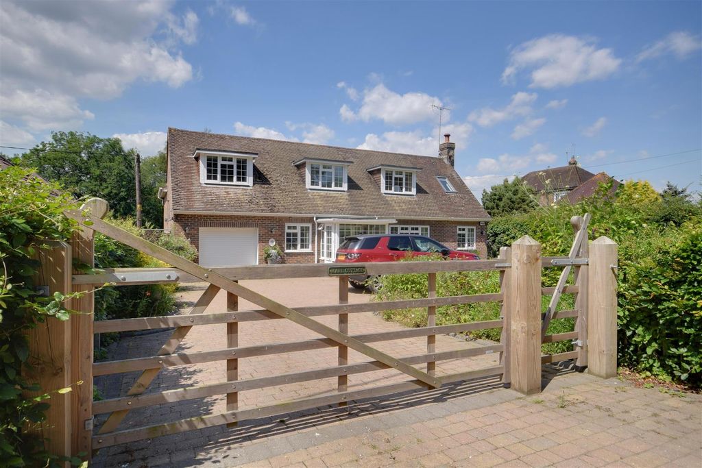 Property photo 1 of 34