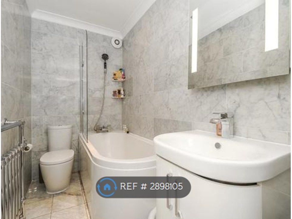Property photo 3 of 5 Bathroom