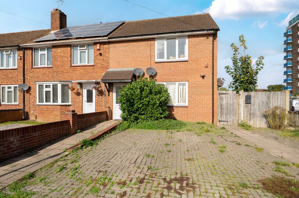 Property photo 1 of 8 1535858-10-1A13A8...