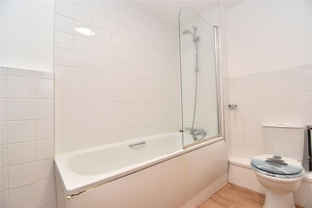 Additional image 9 of 2 bed flat to rentFore Hamlet, Nautica, Ipswich, Suffolk IP3