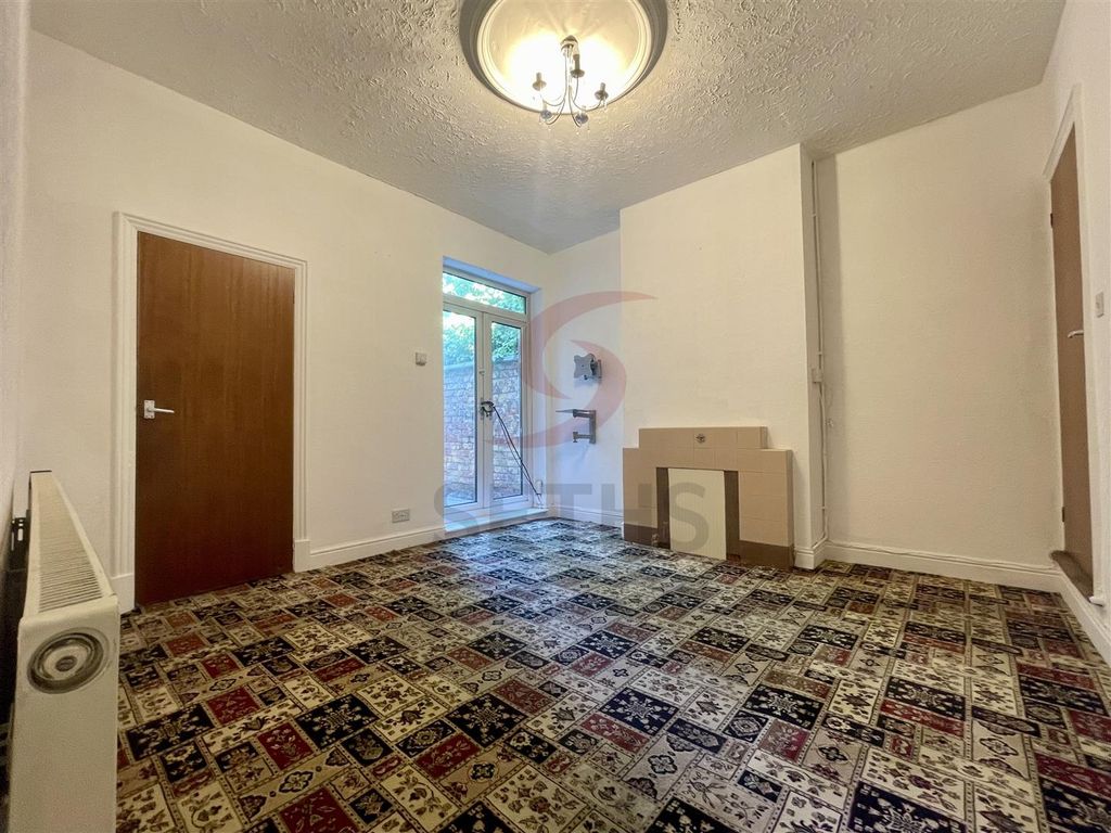 Property photo 3 of 8 Img_0077.Jpg