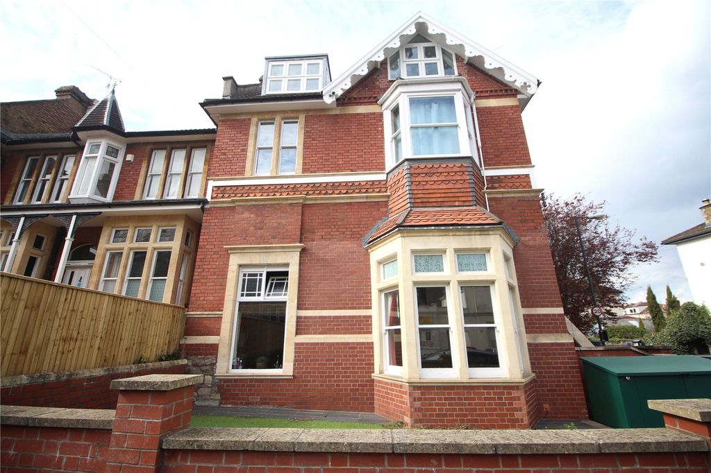 Property photo 1 of 22 Picture No. 34