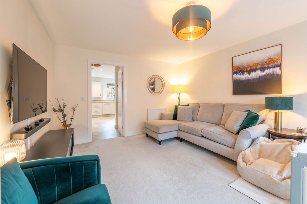 Property photo 3 of 22