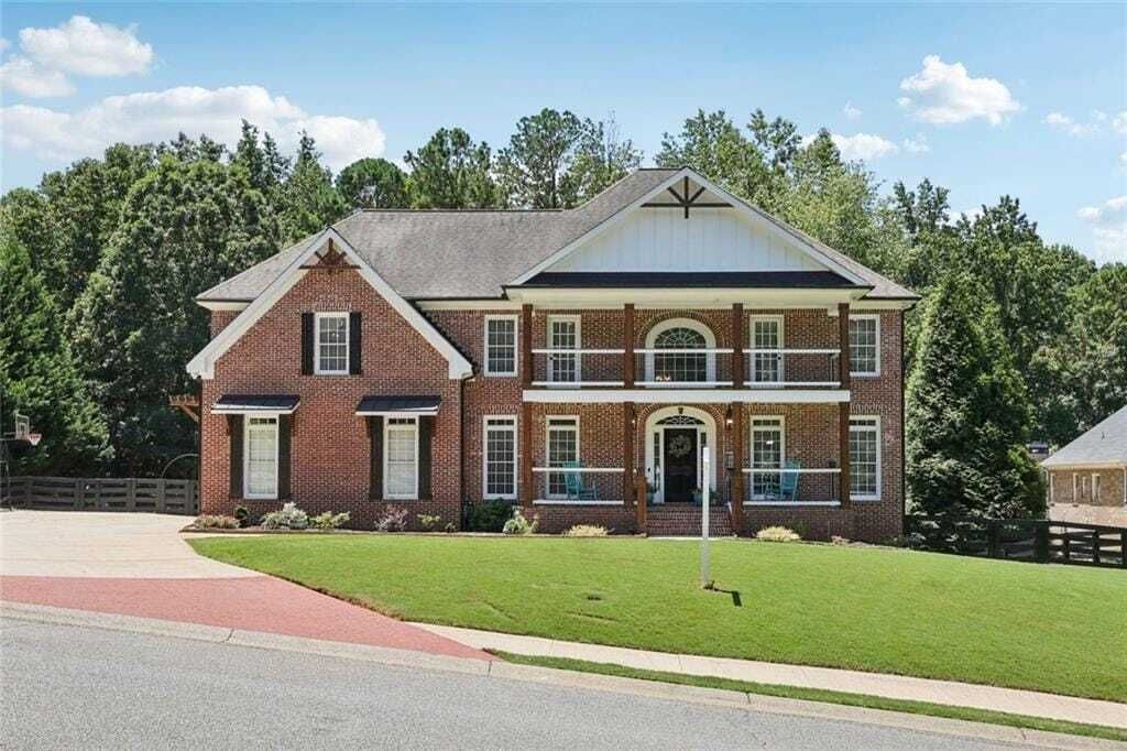 Property photo 1 of 31