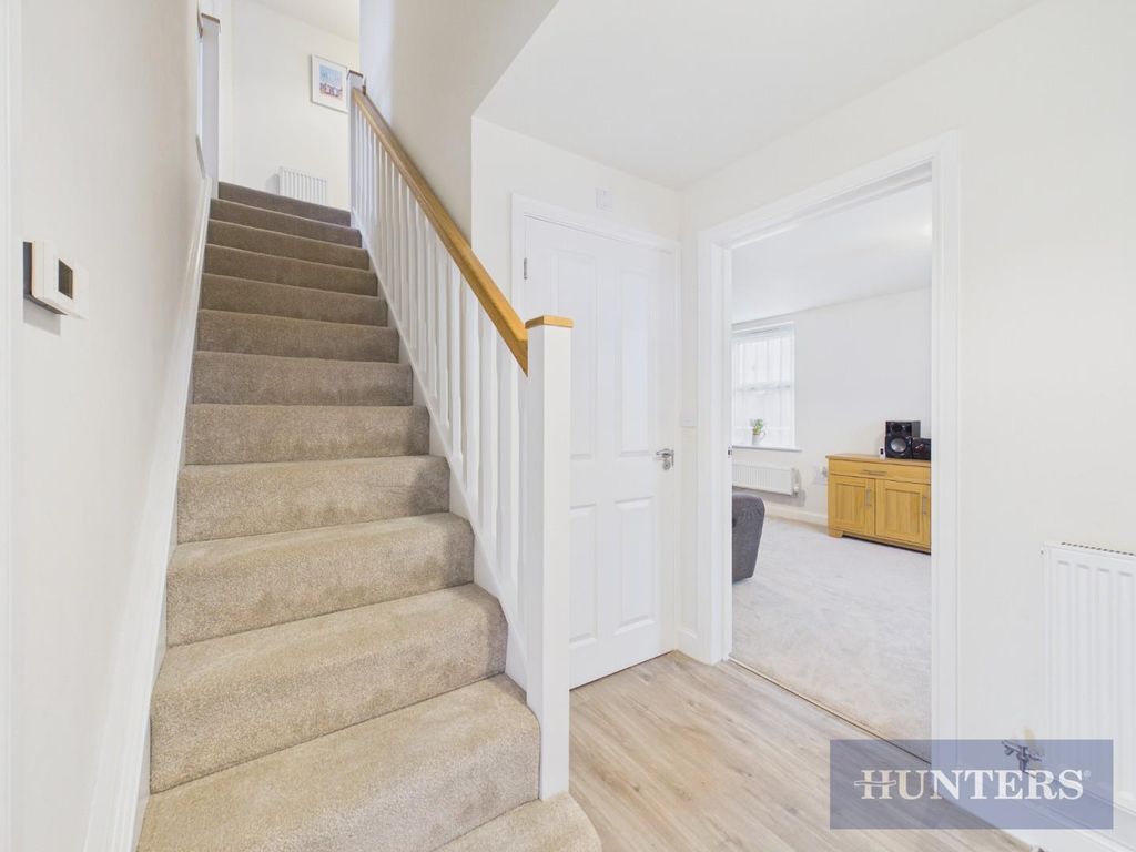 Property photo 2 of 21 Cam05316G0-Pr0340-Still007.Jpg