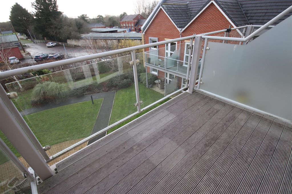 Property photo 2 of 12 Img_6860.Jpg