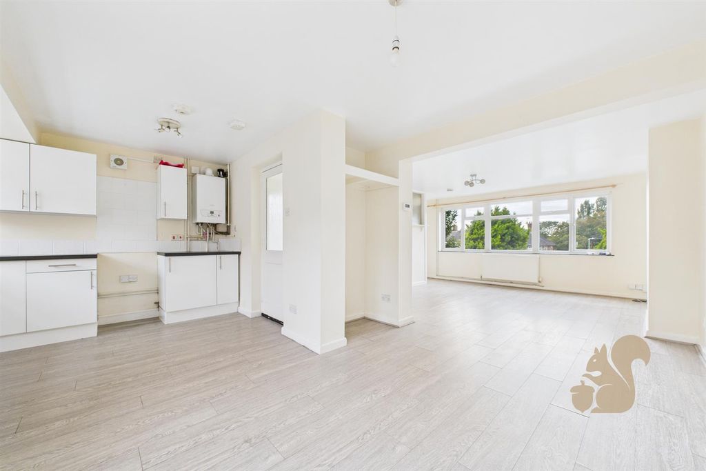 Property photo 2 of 14 Cam05565G0-Pr0028-Still009.Jpg