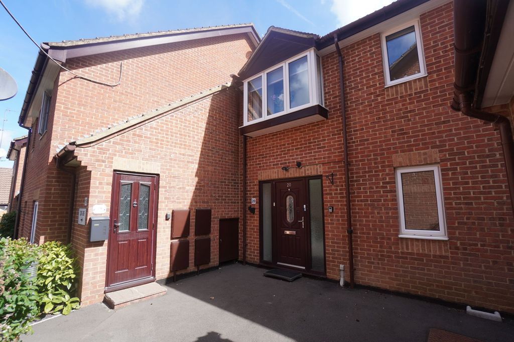 Property photo 1 of 12