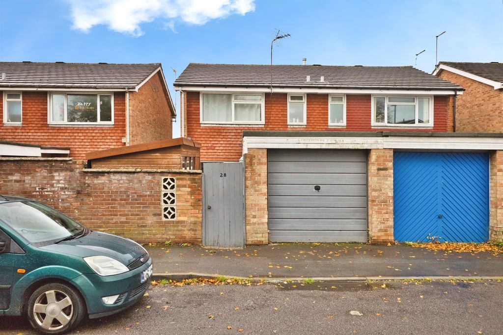 Property photo 1 of 17