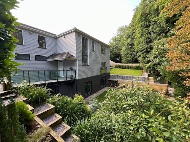 Property photo 1 of 59