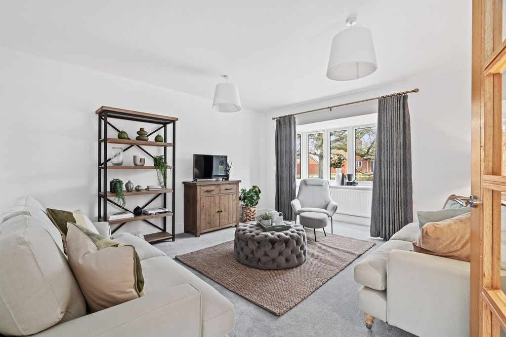 Property photo 2 of 21