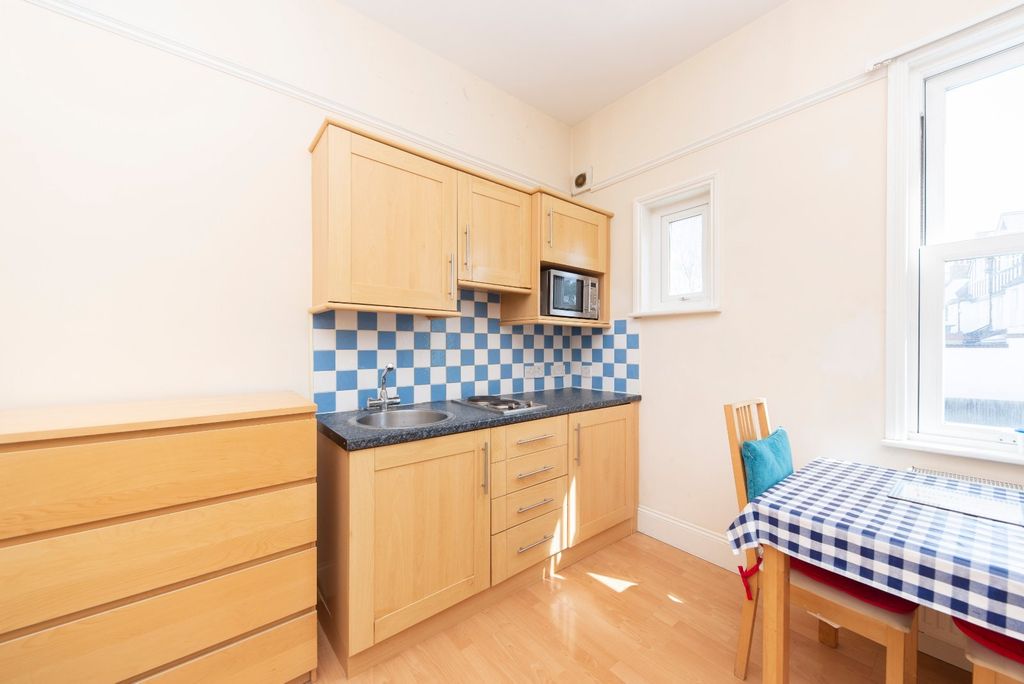 Property photo 2 of 7 Picture No. 02