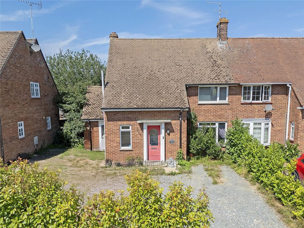 Property photo 1 of 13 Semi Detached House