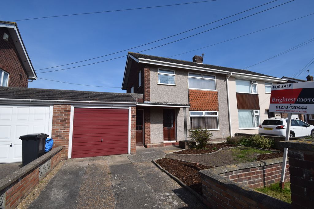 Property photo 1 of 9 External