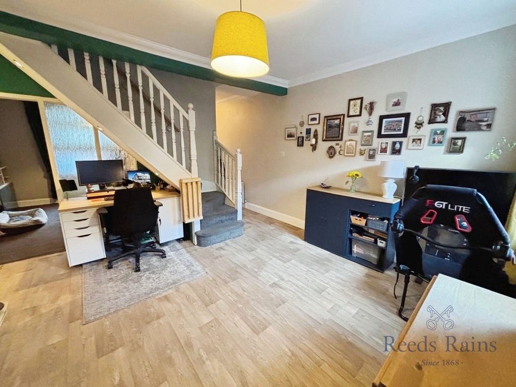 Property photo 3 of 11 Picture No. 06