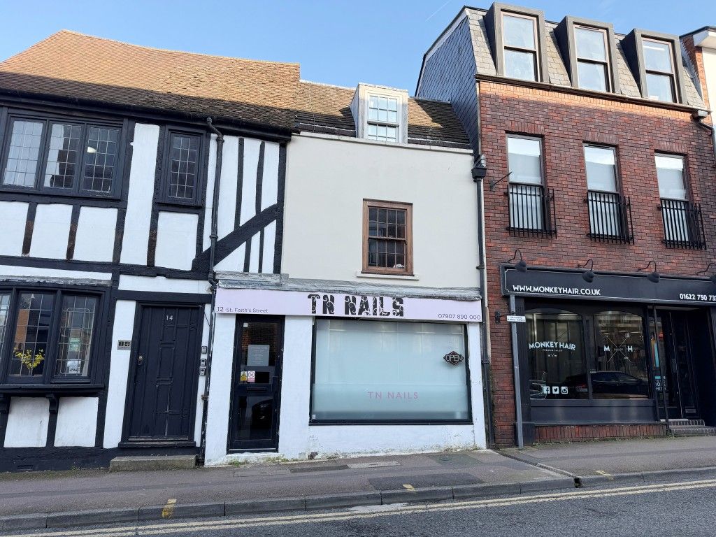 Property photo 1 of 1 Mid-Terrace Shop With Upper Parts