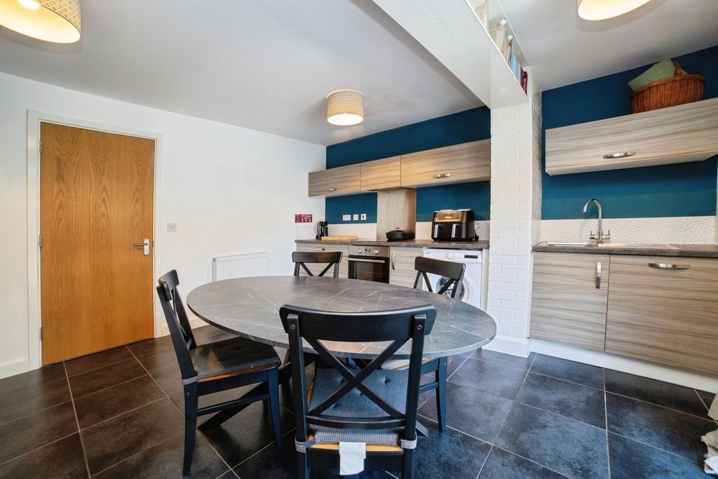 Property photo 2 of 22 Pbox-Img.Jpg