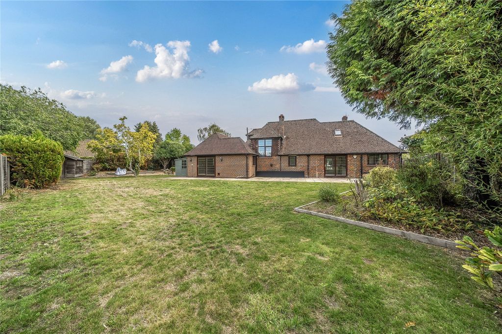 Property photo 3 of 23 Picture No. 27