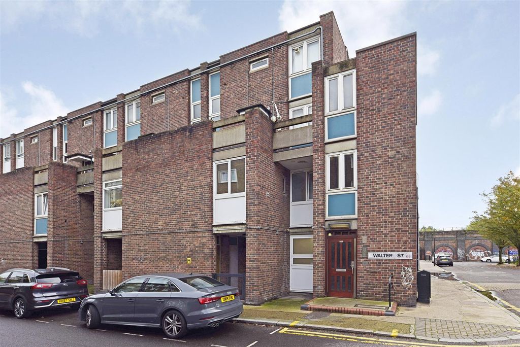 Property photo 1 of 21 Walter Street